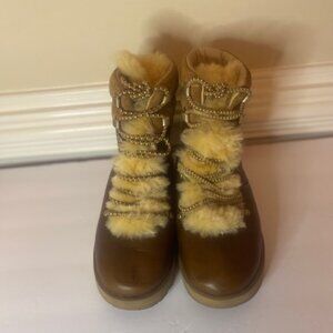UGG VIKI Chestnut Waterproof Leather Sheepskin Women's Boots,  SIZE  7.5